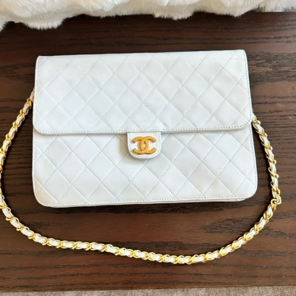 Vintage Chanel Single Flap - Picture 1 of 13